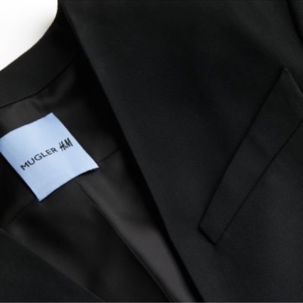 Never worn Mugler x hm blazer - Picture 4 of 7